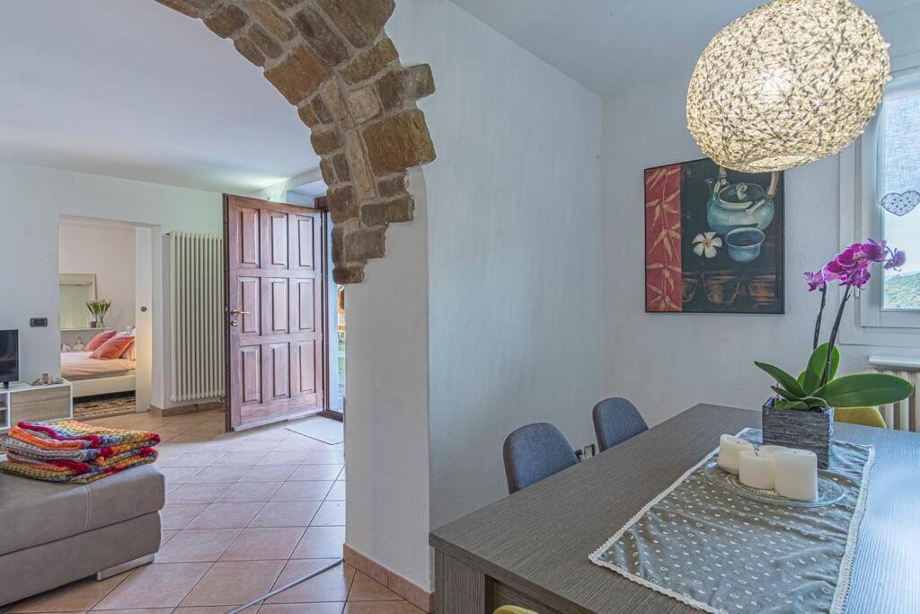 Vicolo Dei Fiori Villa Luino Eksteriør billede