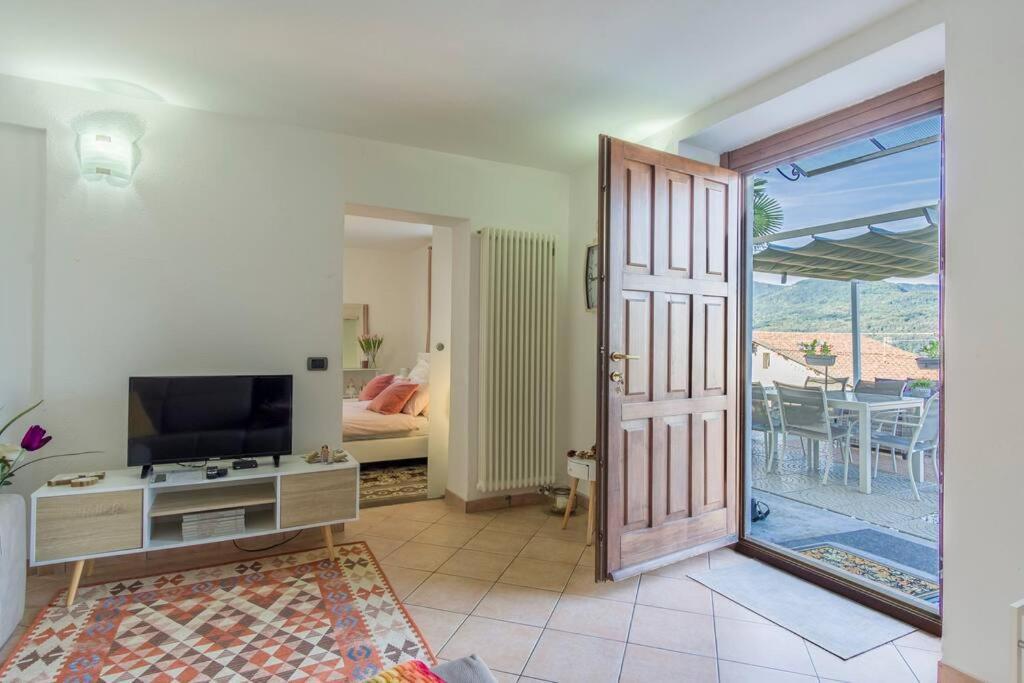 Vicolo Dei Fiori Villa Luino Eksteriør billede